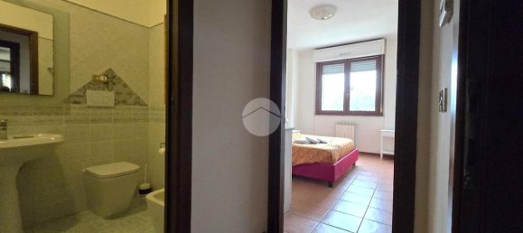 2غرفة شقة في Rome, Italy رقم 74884 16