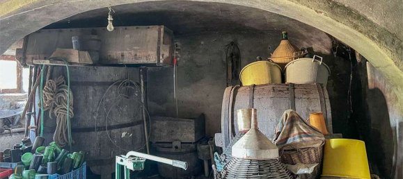 6 Schlafzimmer Schlösser in Cortemilia, Italy, Nr. 234335 33