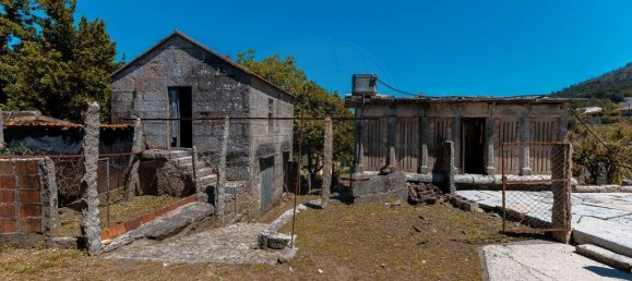 3 bedrooms Castles in Lanhelas, Portugal No. 186274 9