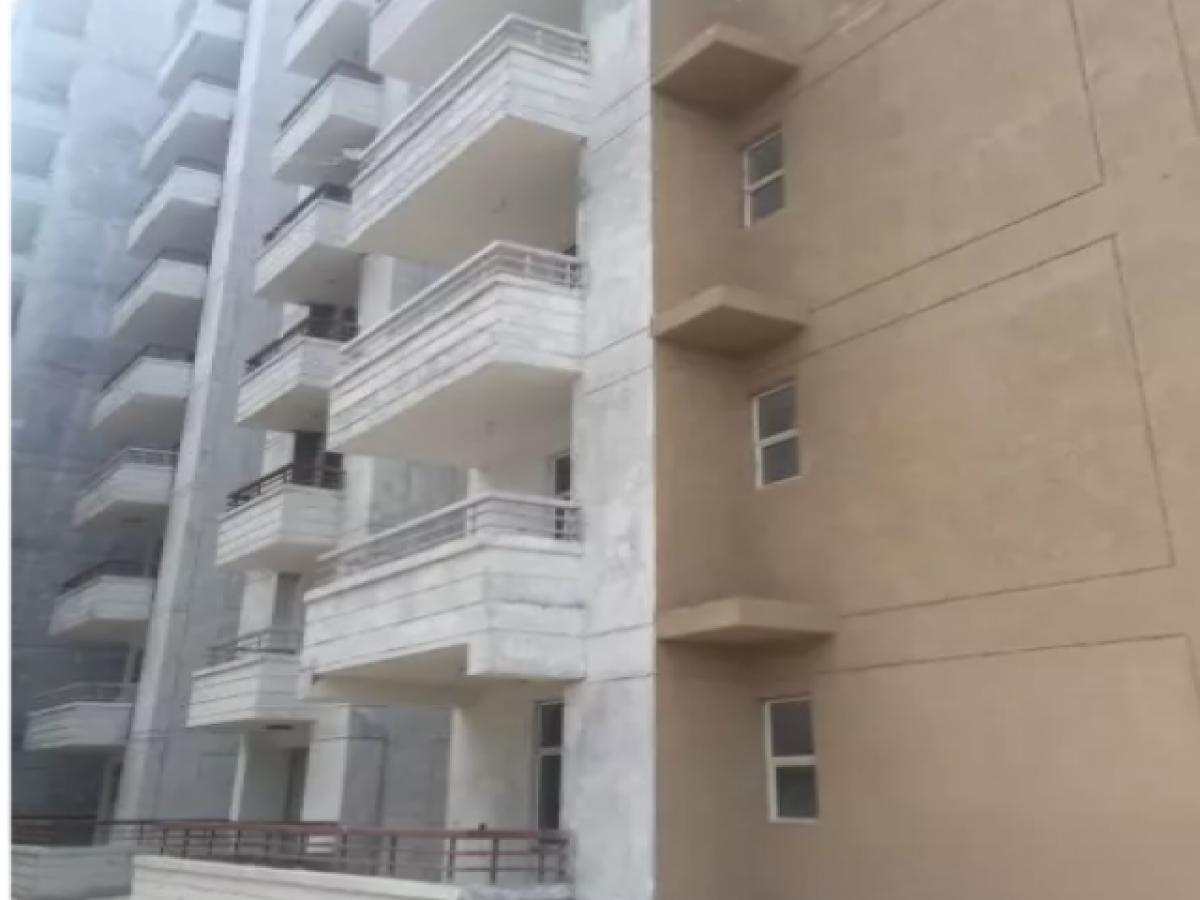 2 bedrooms House in Ghaziabad, India No. 53897