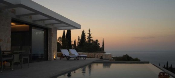 2 bedrooms Commercial property in Zakynthos, Greece No. 656 21