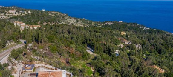 2 bedrooms Commercial property in Zakynthos, Greece No. 656 2