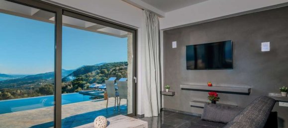 2 bedrooms Commercial property in Zakynthos, Greece No. 656 17