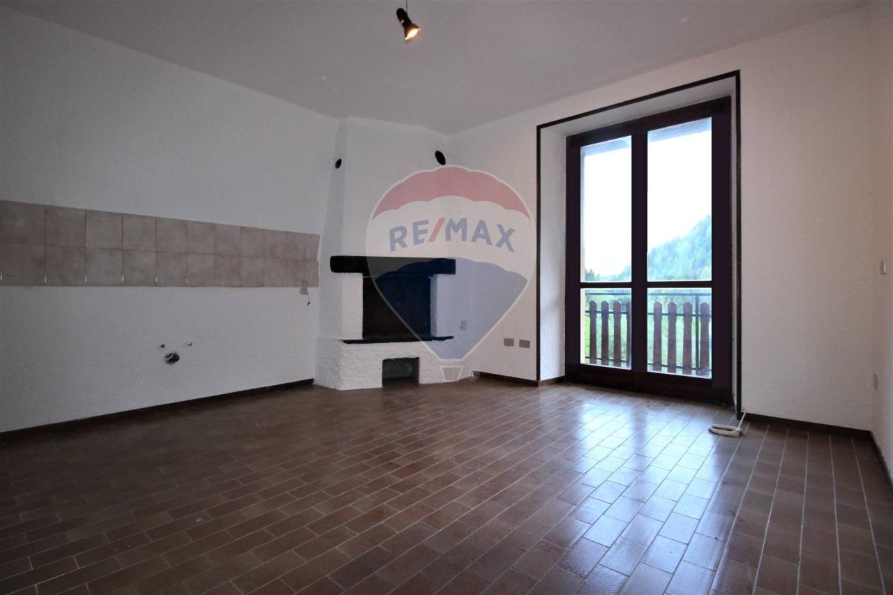 2 rooms Apartment in Mezzoldo, Italy No. 150729