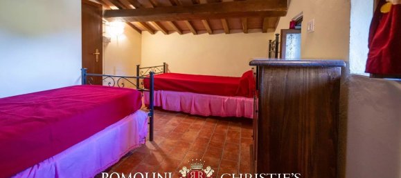 3 rooms House in Ortignano Raggiolo, Italy No. 216447 16