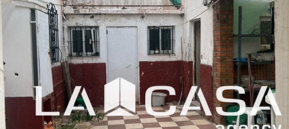 2 bedrooms House in La Linea de la Concepcion, Spain No. 144680 2