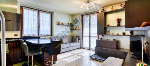 2-salle Appartement à Cesano Maderno, Italy No. 370960 9