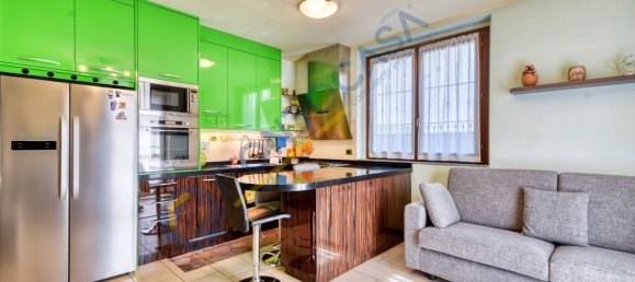 2-salle Appartement à Cesano Maderno, Italy No. 370960 8