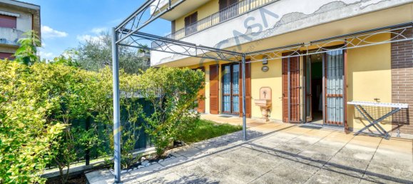 2-salle Appartement à Cesano Maderno, Italy No. 370960 3