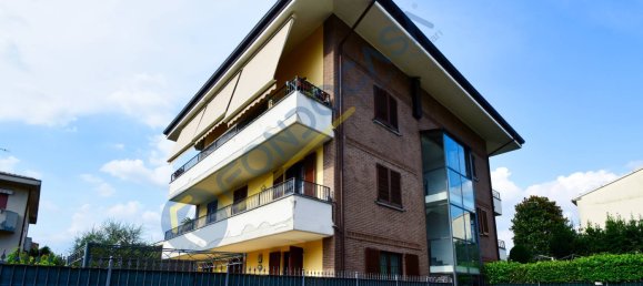 2-salle Appartement à Cesano Maderno, Italy No. 370960 21