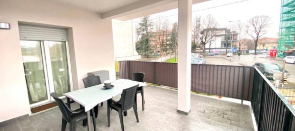 2 rooms Apartment in Parma, Italy No. 32377 15