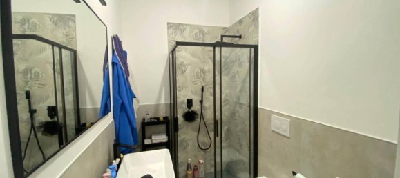 2 rooms Apartment in Parma, Italy No. 32377 34