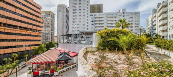 2 bedrooms Apartment in Lisbon, Portugal No. 138380 32