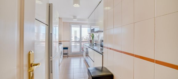 2 bedrooms Apartment in Lisbon, Portugal No. 138380 9