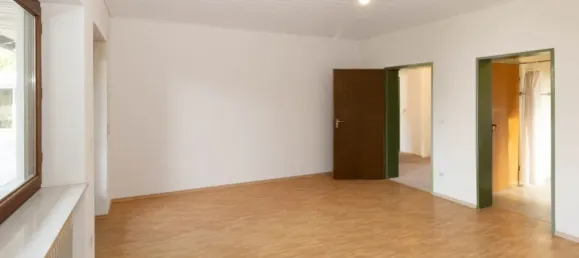 4 bedrooms Townhouse in Augsburg, Germany No. 266493 16
