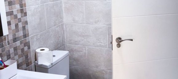 Apartamento de 3 dormitorios en Málaga, Spain No. 148256 12