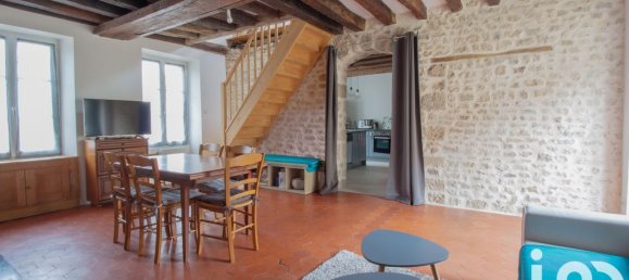 Casa de 3 dormitorios en Givraines, France No. 210945 2