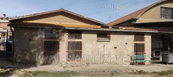 5 bedrooms Apartment in Montefiascone, Italy No. 322310 4