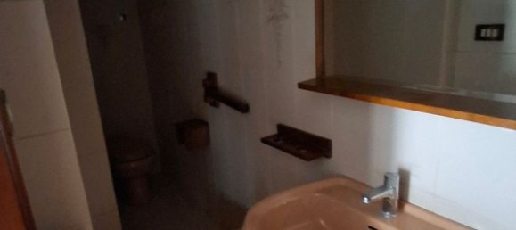 3 bedrooms Apartment in Livorno, Italy No. 348048 14