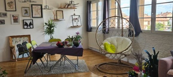 2 bedrooms Apartment in Troyes, France No. 277656 2