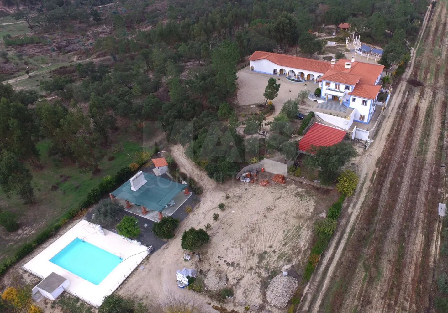 11 bedrooms Hotel in Almeirim, Portugal No. 140944