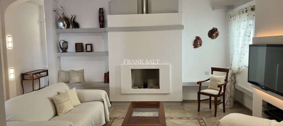 Мезонет с 2 спальнями в Зуррик, Мальта № 8162 14