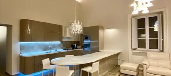 Квартира с 4 комнатами в Сиракузы, Италия № 245727 2