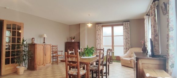 3 bedrooms House in Lachapelle-aux-Pots, France No. 228926 2