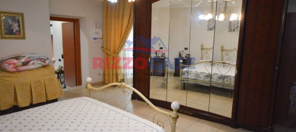 4 rooms House in Corigliano Rossano, Italy No. 79677 14