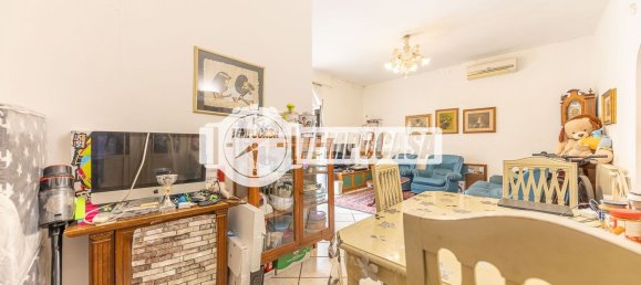 3 bedrooms Apartment in Rome, Italy No. 325131 25