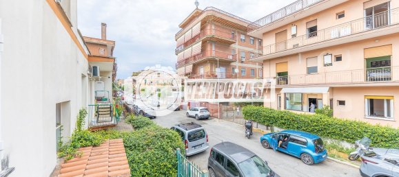 3 bedrooms Apartment in Rome, Italy No. 325131 35