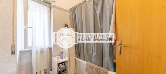 3 bedrooms Apartment in Rome, Italy No. 325131 16