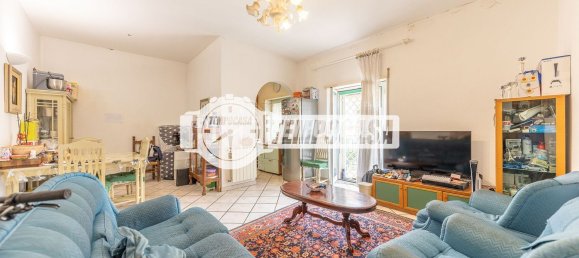 3 bedrooms Apartment in Rome, Italy No. 325131 20