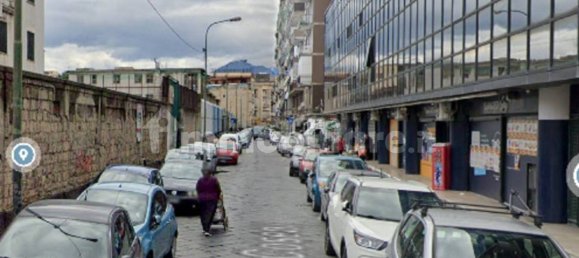 3 rooms Office in Naples, Italy No. 202580 2