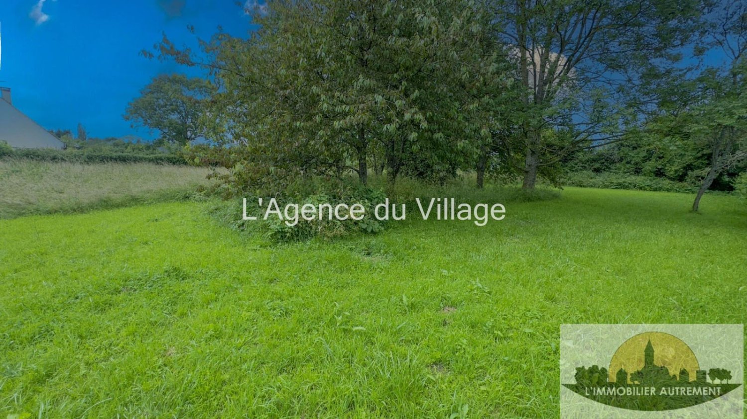1535m² Land in Auneuil, France No. 258281