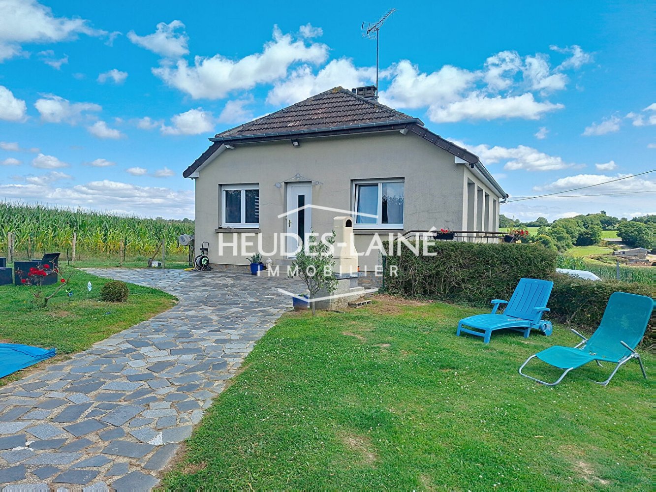 2 bedrooms House in Manche, France No. 355004