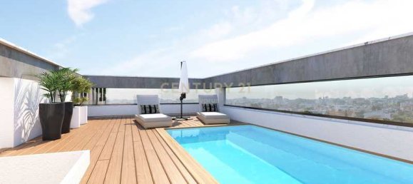 3 bedrooms Penthouse in Limassol, Cyprus No. 20573 13