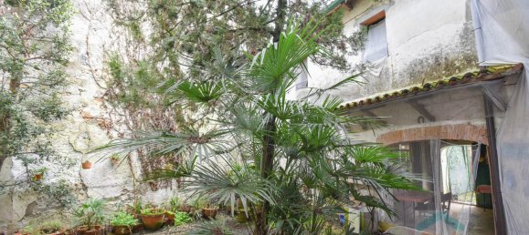 Дом с 5 комнатами в Удине, Италия № 21588 13