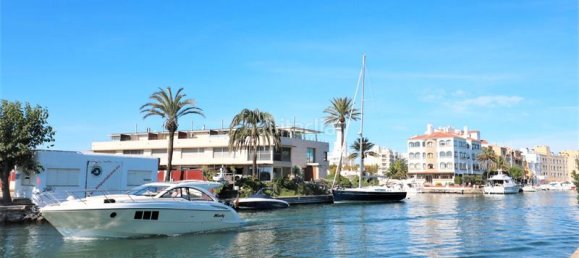 2 bedrooms Apartment in Empuriabrava, Spain No. 22179 18