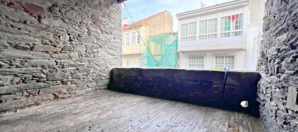 206m² Building in Betanzos, Spain No. 43220 13