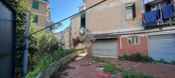 1 room Commercial property in Naples, Italy No. 78318 16