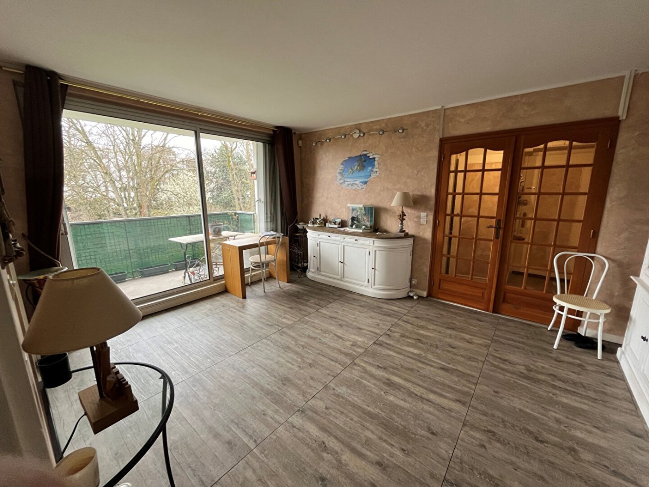 Квартира с 2 спальнями в Марли-ле-Руа, Франция № 128545