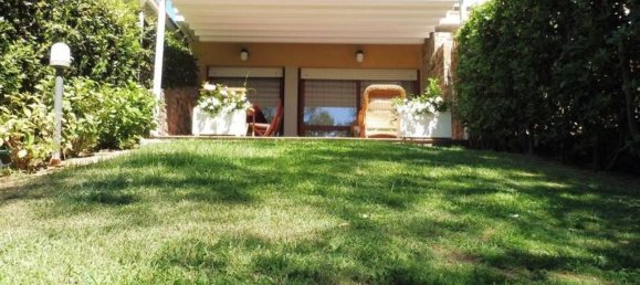 5 rooms House in Castiglione della Pescaia, Italy No. 177227 3