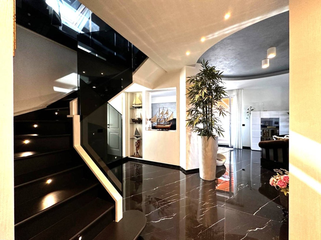 3 bedrooms Penthouse in Porto San Giorgio, Italy No. 23321