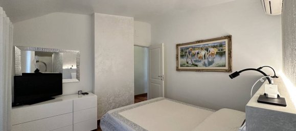 3 bedrooms Penthouse in Porto San Giorgio, Italy No. 23321 44