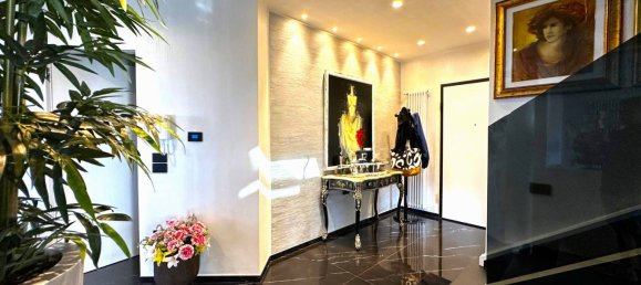 3 bedrooms Penthouse in Porto San Giorgio, Italy No. 23321 8