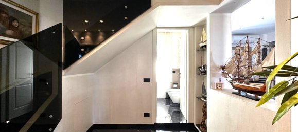 3 bedrooms Penthouse in Porto San Giorgio, Italy No. 23321 5