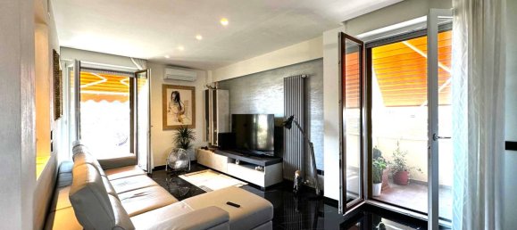 3 bedrooms Penthouse in Porto San Giorgio, Italy No. 23321 14