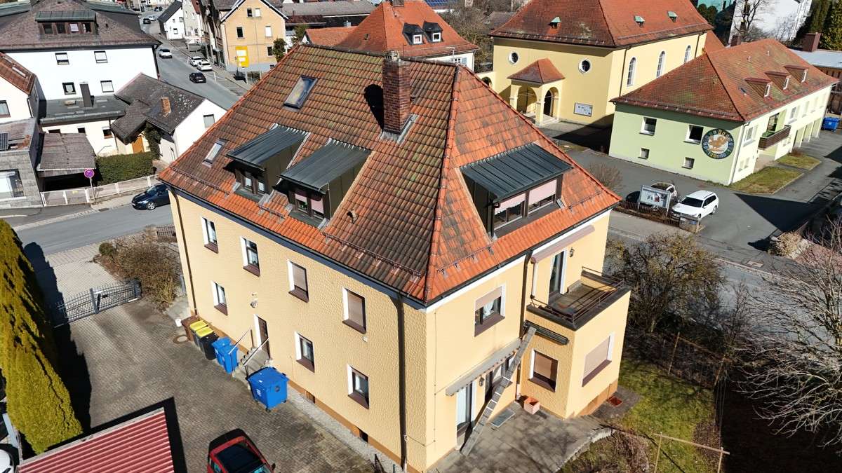 6 bedrooms Office in Bayreuth, Germany No. 161389