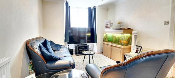 3 Schlafzimmer Gewerbliche Immobilie in Hayes, United Kingdom, Nr. 5070 3